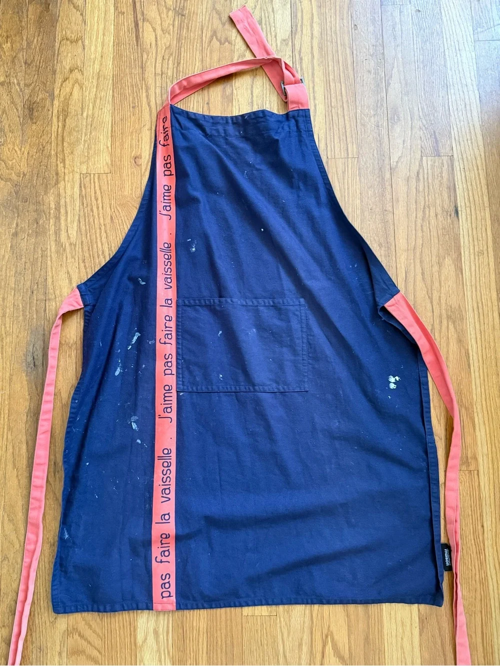 Unisex Navy Blue Kitchen Apron with Coral Trim, J’aime pas faire la vaisselle